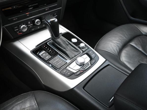 Audi A6 IV (C7) Рестайлинг с пробегом 2015 года, цена 1 949 000 рублей, 164886 км, седан, Автокод Объявления