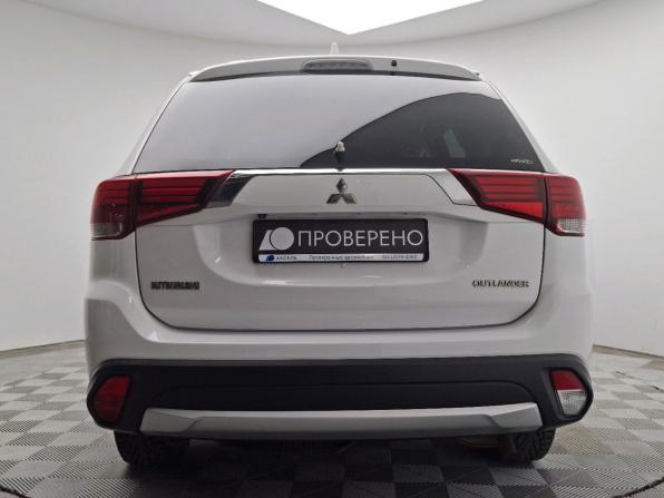 Mitsubishi Outlander III Рестайлинг 3 с пробегом 2018 года, цена 2 619 000 рублей, 107113 км, внедорожник, Автокод Объявления