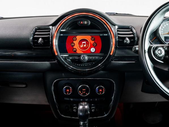 Mini Clubman II с пробегом 2018 года, цена 1 545 000 рублей, 82715 км, универсал, Автокод Объявления