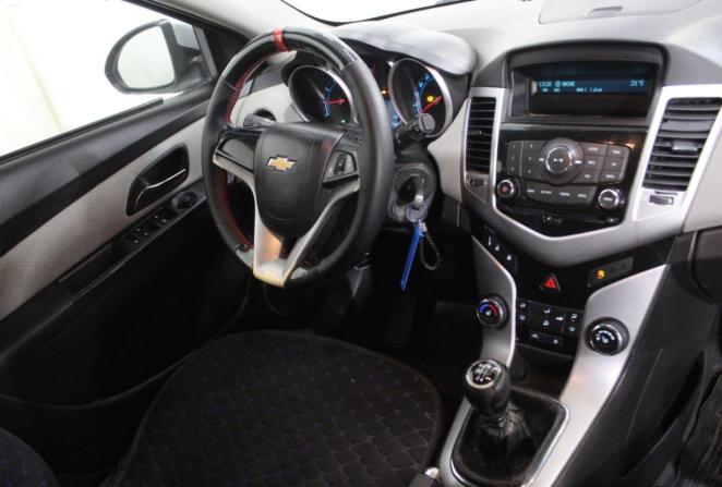 Chevrolet Cruze I Рестайлинг с пробегом 2012 года, цена 600 000 рублей, 185197 км, хэтчбек, Автокод Объявления