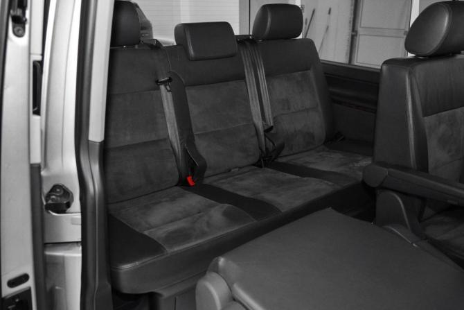 Volkswagen Multivan T5 Рестайлинг с пробегом 2010 года, цена 1 289 000 рублей, 167000 км, минивэн, Автокод Объявления