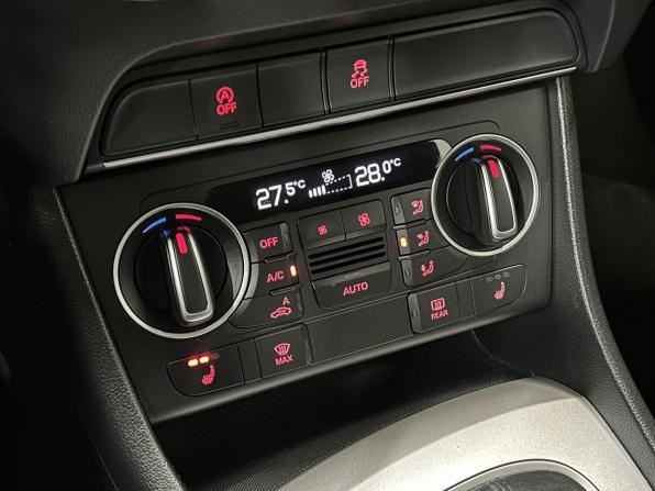 Audi Q3 I (8U) Рестайлинг с пробегом 2015 года, цена 1 350 000 рублей, 125693 км, внедорожник, Автокод Объявления