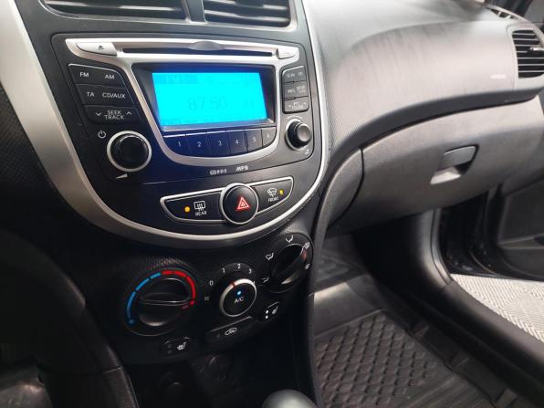 Hyundai Solaris I с пробегом 2013 года, цена 770 000 рублей, 127000 км, седан, Автокод Объявления