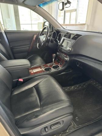 Toyota Highlander II (XU40) Рестайлинг с пробегом 2011 года, цена 1 370 000 рублей, 140000 км, внедорожник, Автокод Объявления