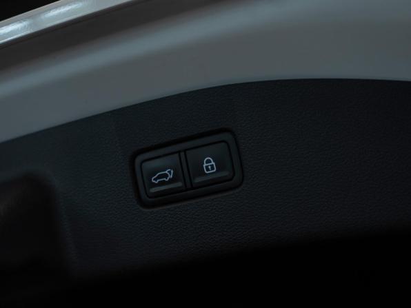 Genesis G70 I Рестайлинг с пробегом 2022 года, цена 3 950 000 рублей, 23113 км, универсал, Автокод Объявления