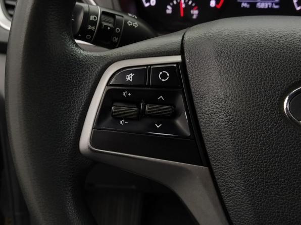 Hyundai Solaris II с пробегом 2018 года, цена 1 229 000 рублей, 158371 км, седан, Автокод Объявления