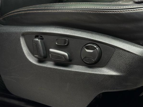 Volkswagen Touareg II Рестайлинг с пробегом 2016 года, цена 2 599 000 рублей, 223607 км, внедорожник, Автокод Объявления