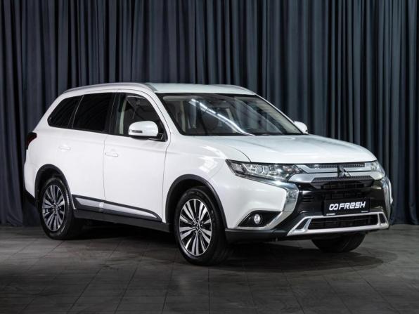 Mitsubishi Outlander III Рестайлинг 2 с пробегом 2018 года, цена 1 869 000 рублей, 164812 км, внедорожник, Автокод Объявления