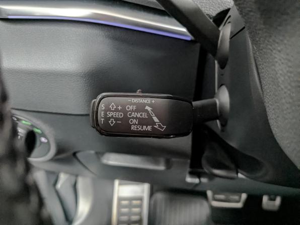 Skoda Karoq I с пробегом 2021 года, цена 2 600 000 рублей, 73042 км, внедорожник, Автокод Объявления