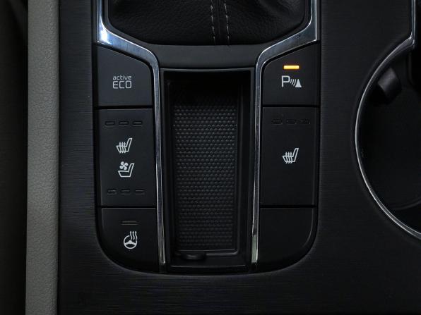 Kia Carnival III с пробегом 2019 года, цена 3 120 000 рублей, 47637 км, минивэн, Автокод Объявления