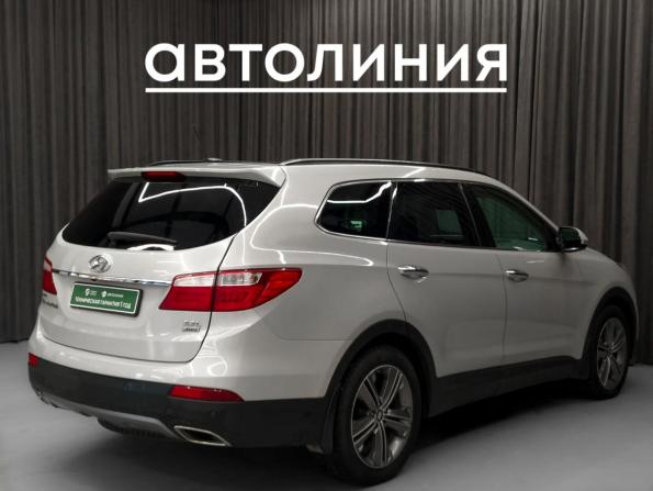 Hyundai Santa Fe III с пробегом 2013 года, цена 1 850 000 рублей, 308000 км, внедорожник, Автокод Объявления