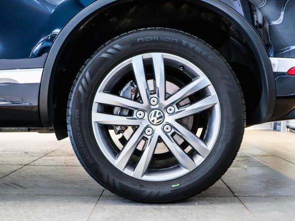 Volkswagen Touareg II Рестайлинг с пробегом 2016 года, цена 2 699 000 рублей, 200750 км, внедорожник, Автокод Объявления