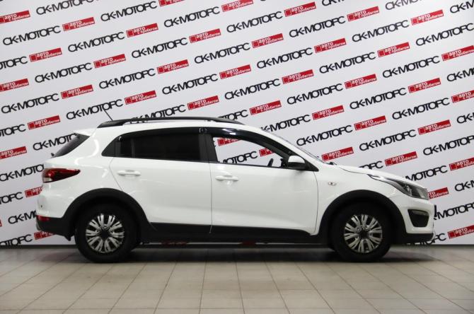 Kia Rio IV с пробегом 2018 года, цена 1 295 650 рублей, 105107 км, хэтчбек, Автокод Объявления