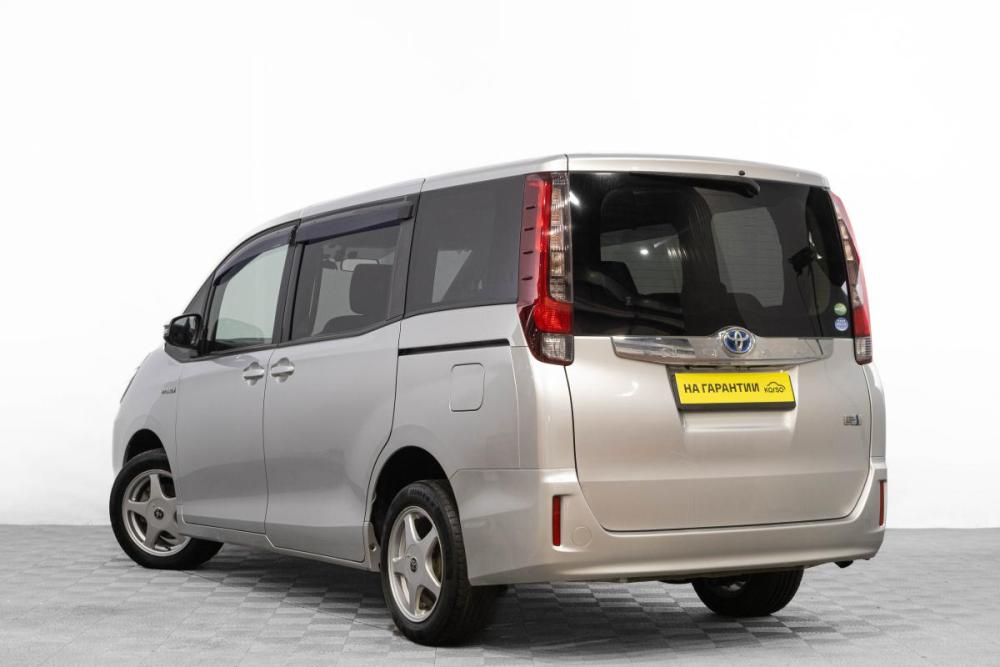 Toyota Noah III (R80) Барнаул  - изображение 7