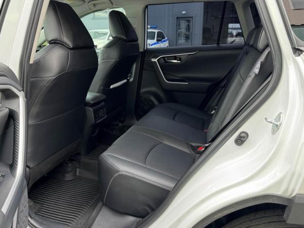 Toyota RAV4 V (XA50) с пробегом 2021 года, цена 3 799 000 рублей, 51449 км, внедорожник, Автокод Объявления