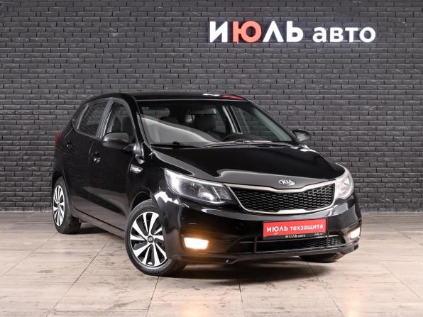 Kia Rio III Рестайлинг с пробегом 2017 года, цена 1 020 000 рублей, 117070 км, хэтчбек, Автокод Объявления