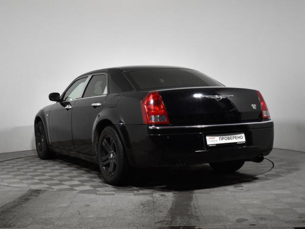Chrysler 300C I с пробегом 2006 года, цена 670 000 рублей, 250958 км, седан, Автокод Объявления