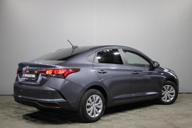 Hyundai Solaris II Рестайлинг с пробегом 2021 года, цена 1 599 000 рублей, 44503 км, седан, Автокод Объявления