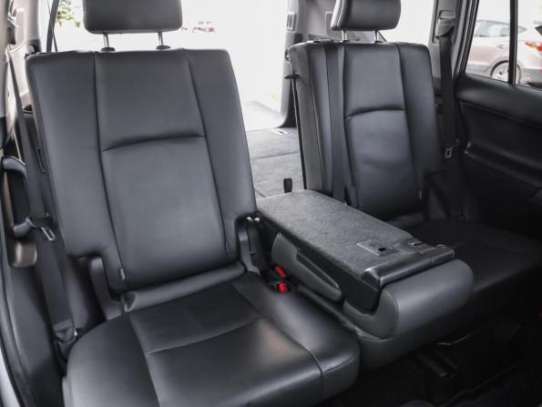 Toyota Land Cruiser Prado 150 Series Рестайлинг 1 с пробегом 2017 года, цена 3 799 000 рублей, 145336 км, внедорожник, Автокод Объявления