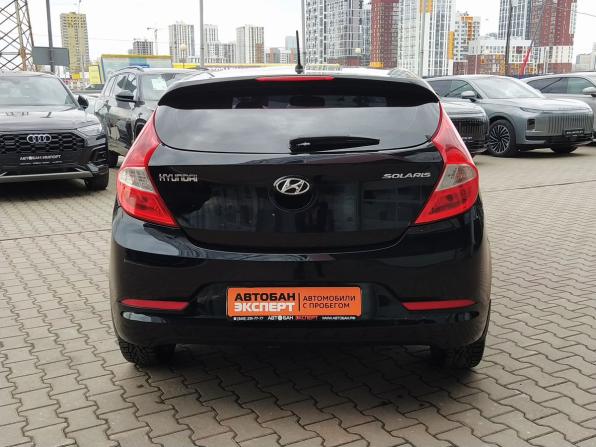 Hyundai Solaris I Рестайлинг с пробегом 2014 года, цена 990 000 рублей, 178500 км, хэтчбек, Автокод Объявления