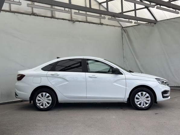 Lada (ВАЗ) Vesta I Рестайлинг (NG) с пробегом 2023 года, цена 1 295 000 рублей, 19082 км, седан, Автокод Объявления