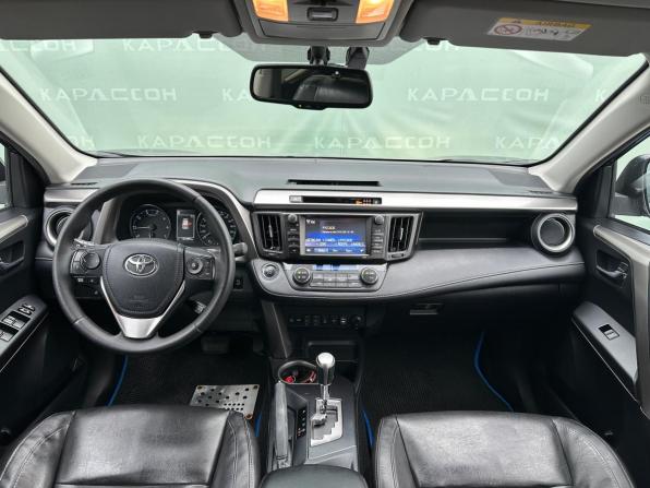 Toyota RAV4 IV (XA40) Рестайлинг с пробегом 2017 года, цена 2 399 000 рублей, 132488 км, внедорожник, Автокод Объявления