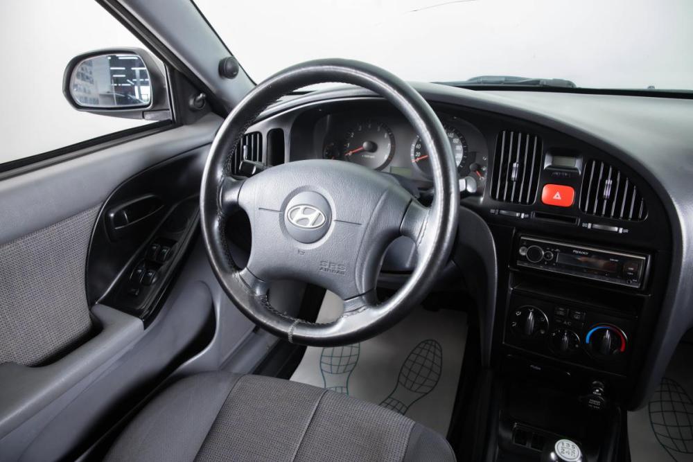 Hyundai Elantra III (XD2) Рестайлинг Пермь  - изображение 12