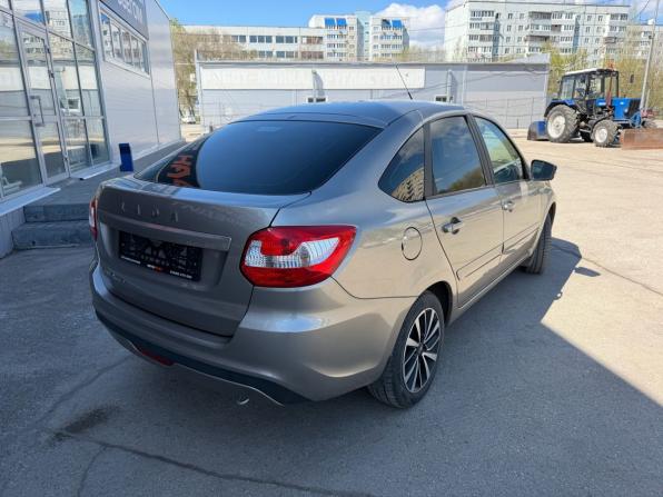 Lada (ВАЗ) Granta I Рестайлинг с пробегом 2021 года, цена 799 000 рублей, 62849 км, лифтбек, Автокод Объявления