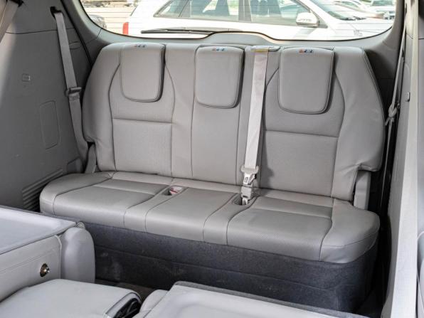 Kia Carnival III с пробегом 2017 года, цена 2 275 000 рублей, 94398 км, минивэн, Автокод Объявления