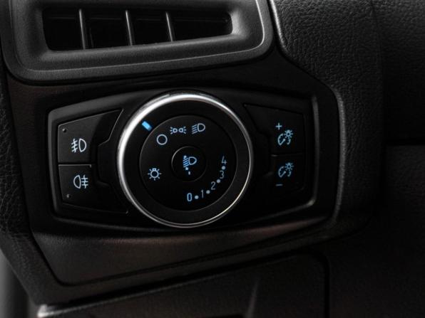 Ford Focus III Рестайлинг с пробегом 2016 года, цена 929 000 рублей, 200538 км, универсал, Автокод Объявления