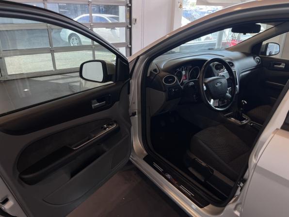 Ford Focus II Рестайлинг с пробегом 2010 года, цена 600 000 рублей, 120313 км, седан, Автокод Объявления