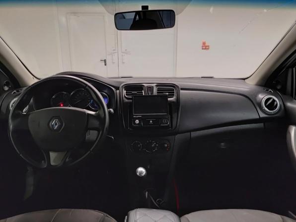 Renault Logan II с пробегом 2016 года, цена 548 000 рублей, 187701 км, седан, Автокод Объявления