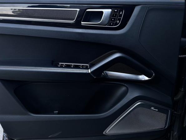 Porsche Cayenne III с пробегом 2019 года, цена 15 490 000 рублей, 86000 км, внедорожник, Автокод Объявления