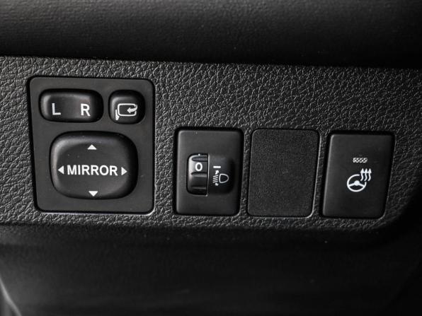 Toyota RAV4 IV (XA40) Рестайлинг с пробегом 2016 года, цена 1 999 000 рублей, 151980 км, внедорожник, Автокод Объявления