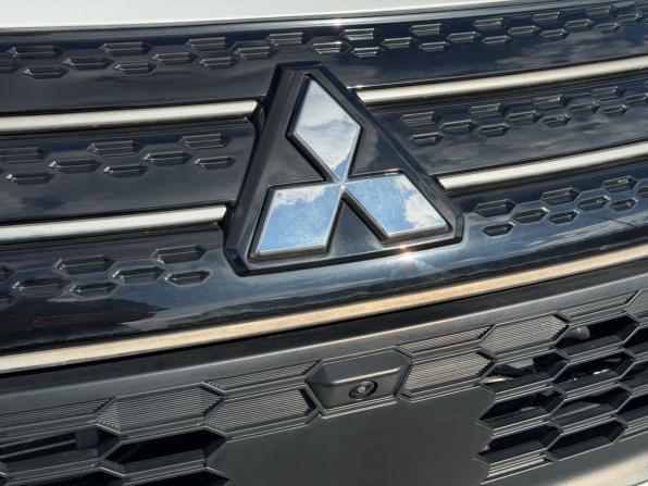 Mitsubishi Outlander IV с пробегом 2023 года, цена 3 810 000 рублей, 30 км, внедорожник, Автокод Объявления