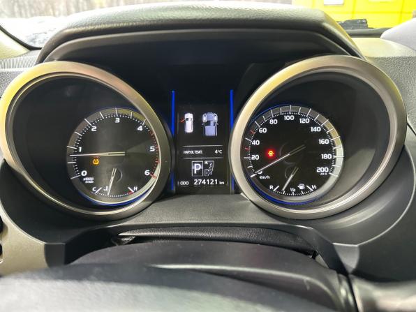Toyota Land Cruiser Prado 150 Series Рестайлинг 1 с пробегом 2015 года, цена 2 999 000 рублей, 274121 км, внедорожник, Автокод Объявления