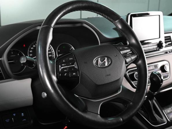 Hyundai Grand Starex I Рестайлинг 2 с пробегом 2019 года, цена 4 699 000 рублей, 71287 км, минивэн, Автокод Объявления