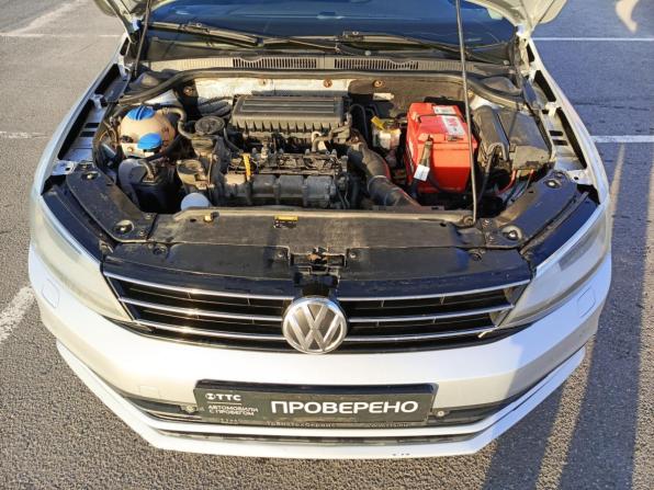 Volkswagen Jetta VI Рестайлинг с пробегом 2015 года, цена 850 000 рублей, 231831 км, седан, Автокод Объявления