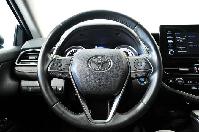 Toyota Camry VIII (XV70) Рестайлинг с пробегом 2021 года, цена 3 250 000 рублей, 66000 км, седан, Автокод Объявления