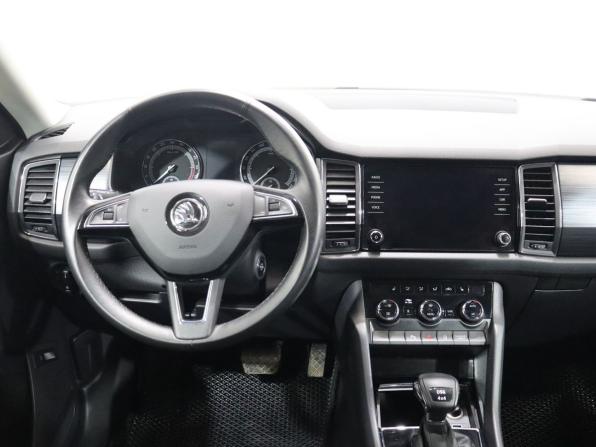 Skoda Kodiaq I с пробегом 2019 года, цена 3 850 000 рублей, 81600 км, внедорожник, Автокод Объявления
