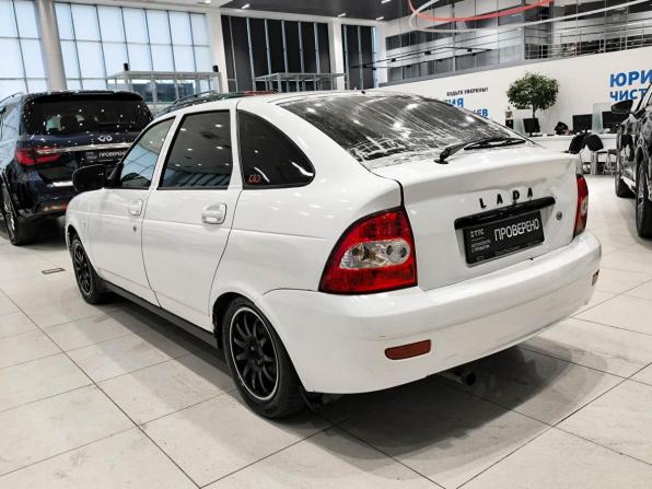 Lada (ВАЗ) Priora I с пробегом 2011 года, цена 220 000 рублей, 199999 км, хэтчбек, Автокод Объявления