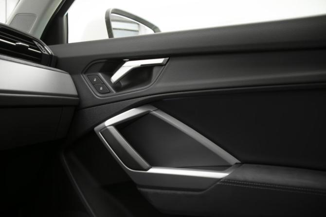 Audi Q3 II (F3) с пробегом 2023 года, цена 3 990 000 рублей, 37652 км, внедорожник, Автокод Объявления