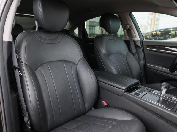 Genesis G80 I с пробегом 2017 года, цена 2 798 000 рублей, 66975 км, седан, Автокод Объявления