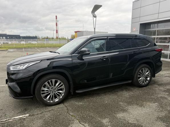 Toyota Highlander IV (XU70) с пробегом 2025 года, цена 4 921 000 рублей, 19501 км, внедорожник, Автокод Объявления