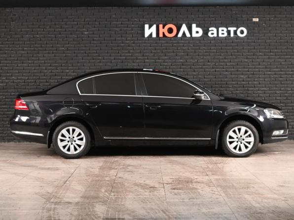 Volkswagen Passat B7 с пробегом 2011 года, цена 1 050 000 рублей, 169407 км, седан, Автокод Объявления