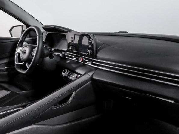 Hyundai Elantra VII (CN7) с пробегом 2022 года, цена 2 160 000 рублей, 57010 км, седан, Автокод Объявления