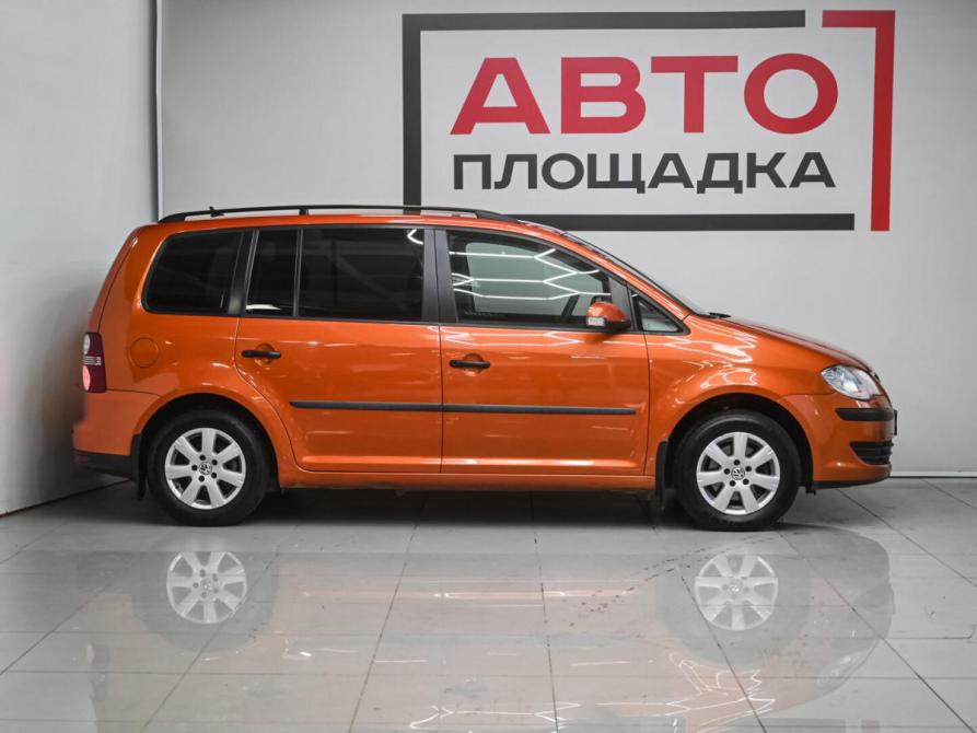Volkswagen Touran I Рестайлинг Челябинск  - изображение 9