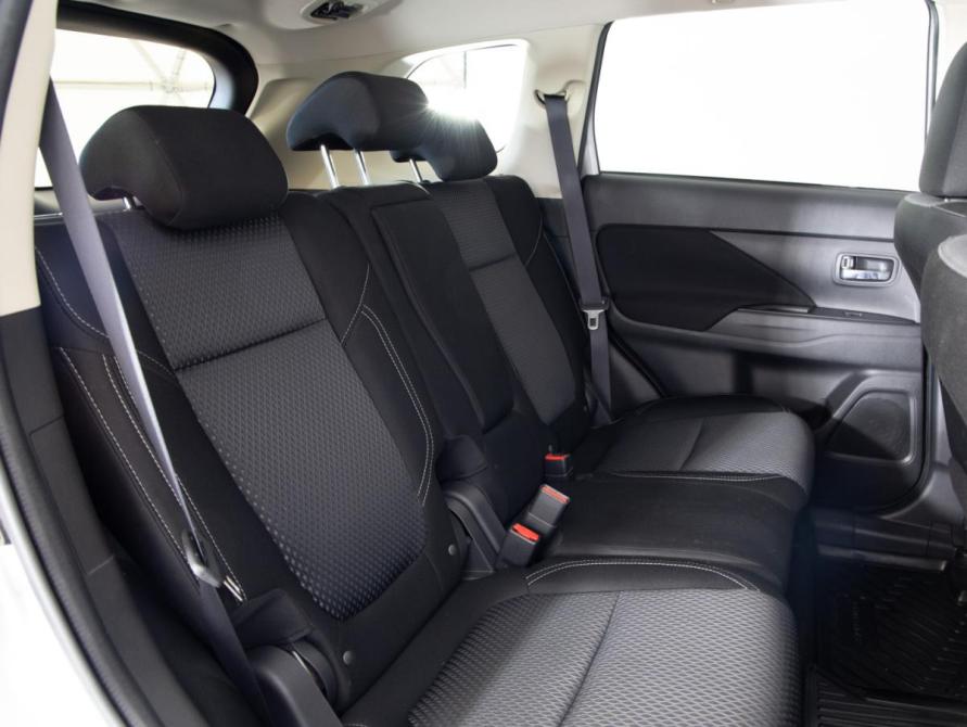 Mitsubishi Outlander III Рестайлинг 3 Санкт-Петербург  - изображение 13