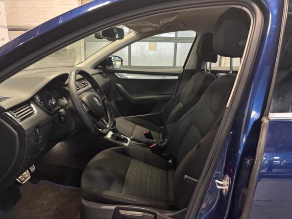 Skoda Octavia III (A7) с пробегом 2015 года, цена 1 049 000 рублей, 226133 км, лифтбек, Автокод Объявления