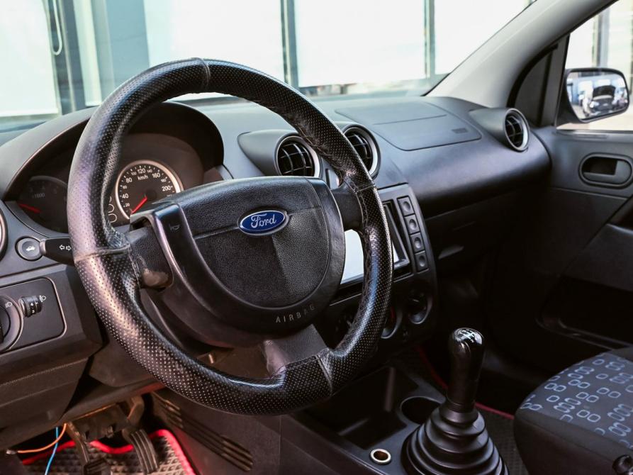 Ford Fiesta Mk5 Екатеринбург  - изображение 15